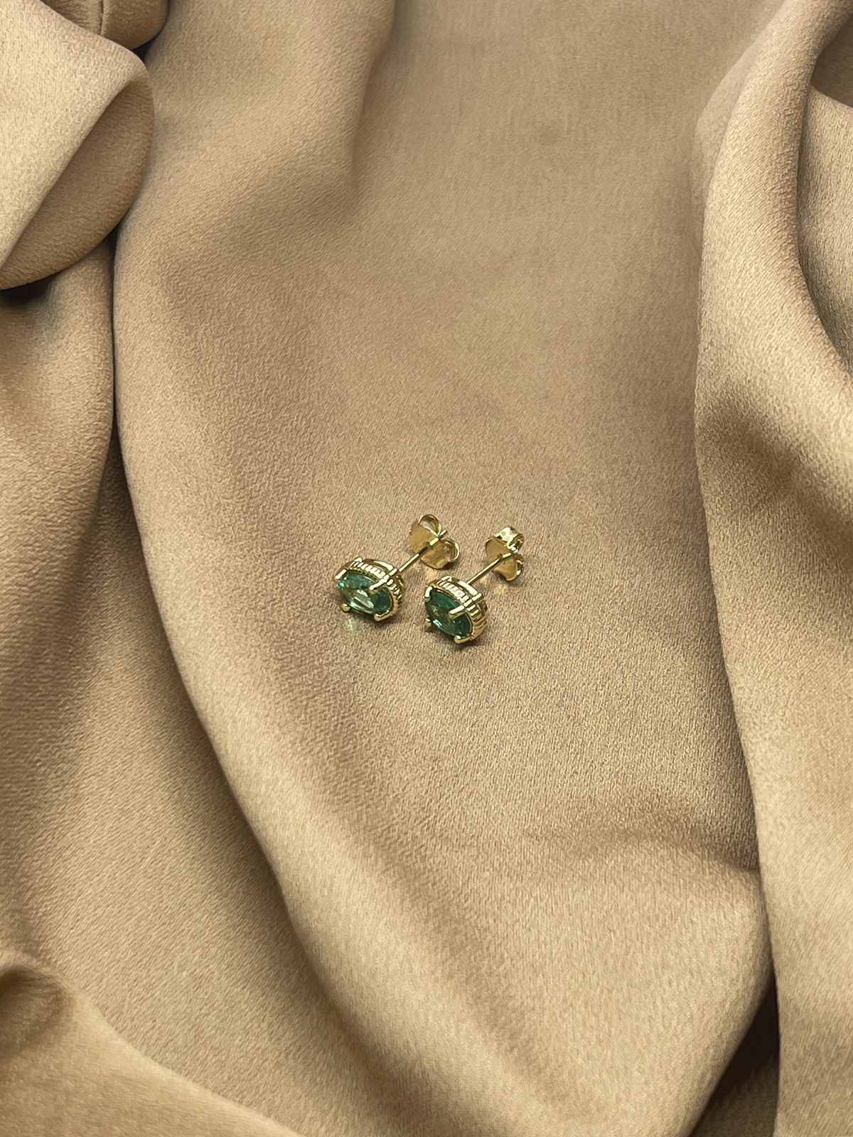 Brinco Pedra Verde